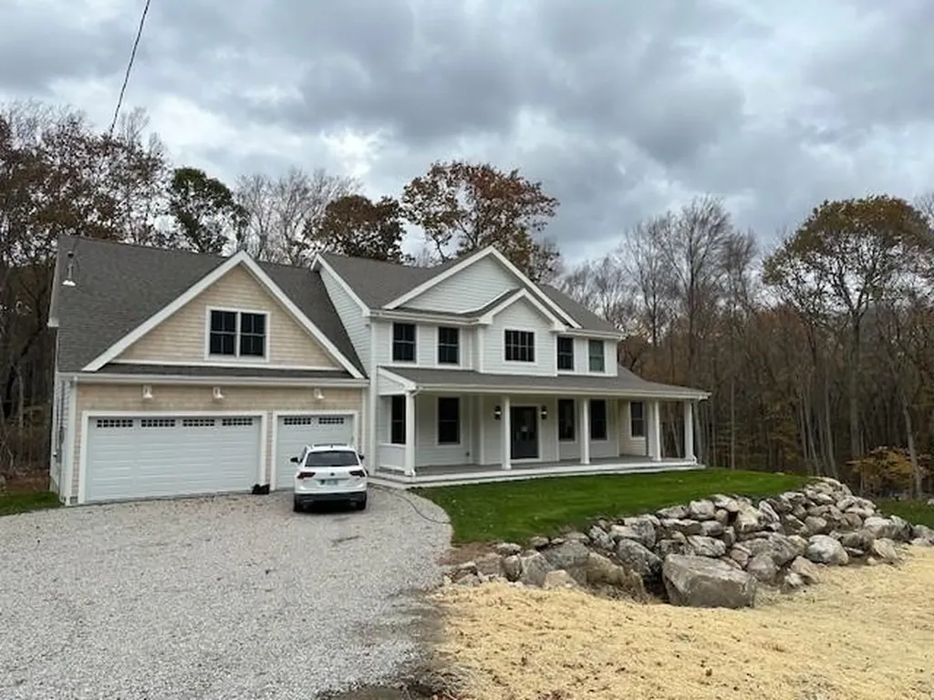 1125 South Road East Greenwich RI 02818