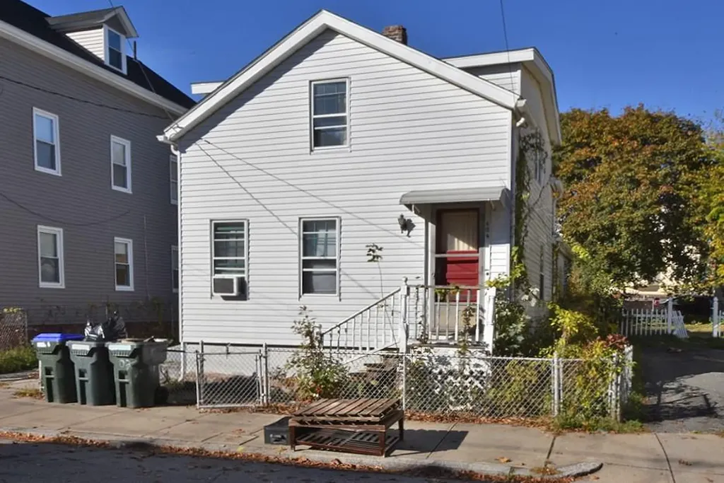 106 Florence Street Providence RI 02909