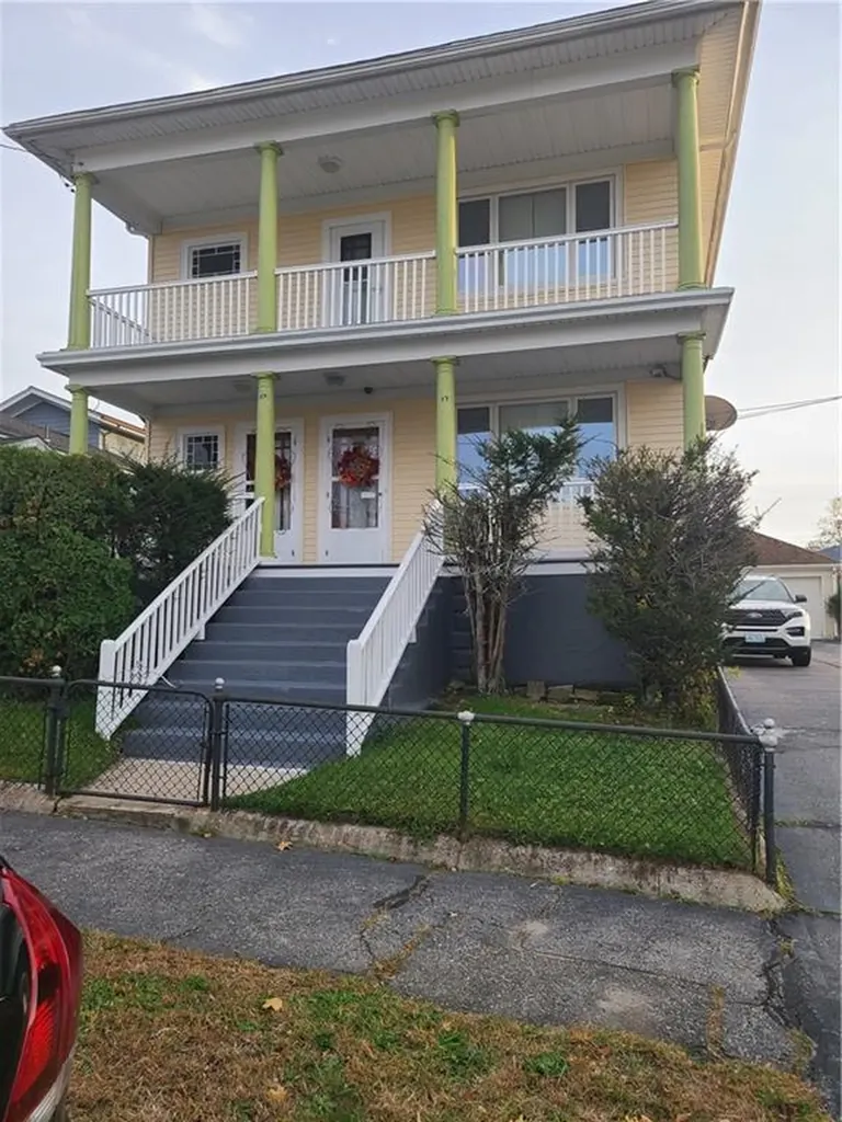 57 59 Maplewood Avenue Cranston RI 02920