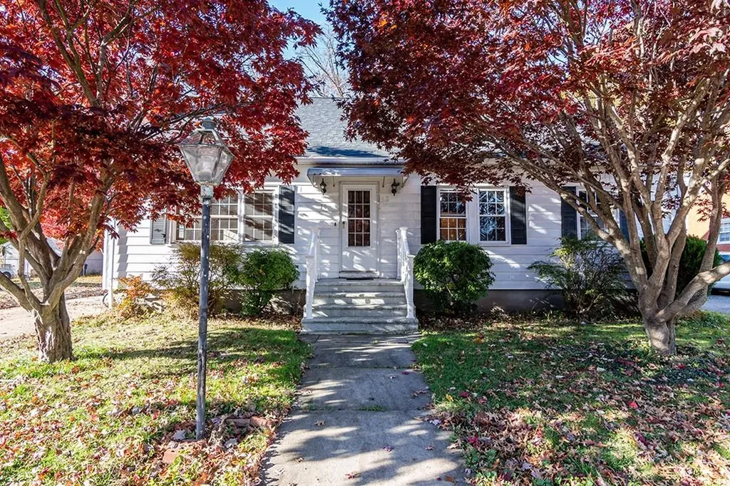 70 Enfield Avenue Providence RI 02908