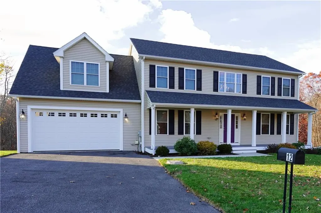 12 Andrews Way Cumberland RI 02864