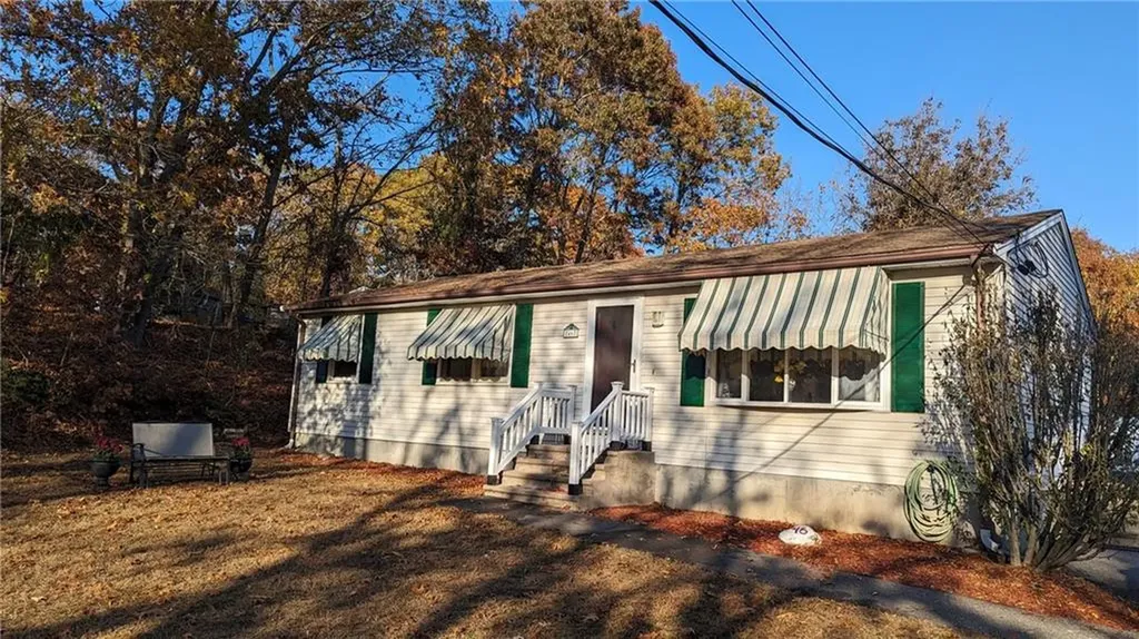 46 Crowell Street Cumberland RI 02864