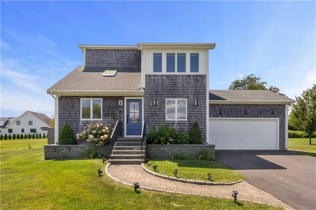 163 Morrison Avenue Middletown RI 02842