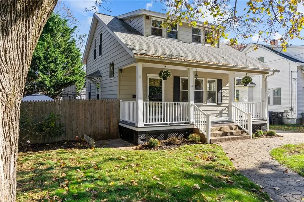 53 Capitol View Avenue North Providence RI 02908