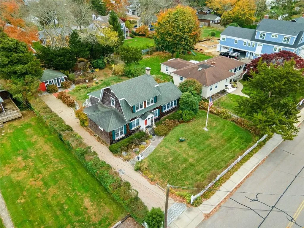 55 Crandall Avenue Westerly RI 02891
