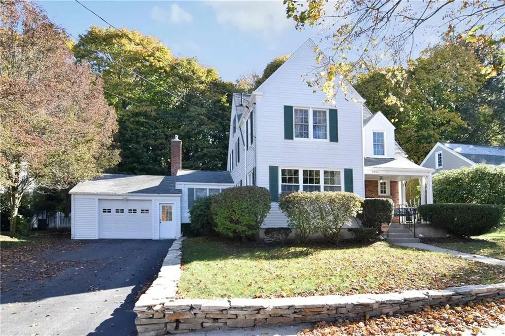 2322 Cranston Street Cranston RI 02920