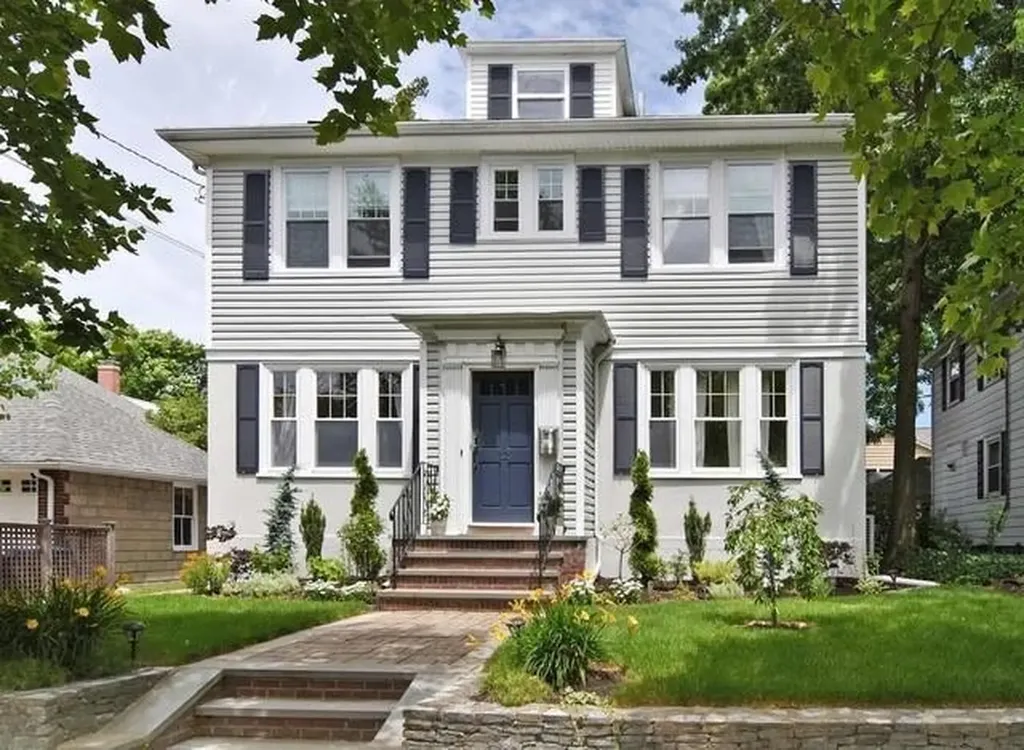 12 Goldsmith Street Providence RI 02906