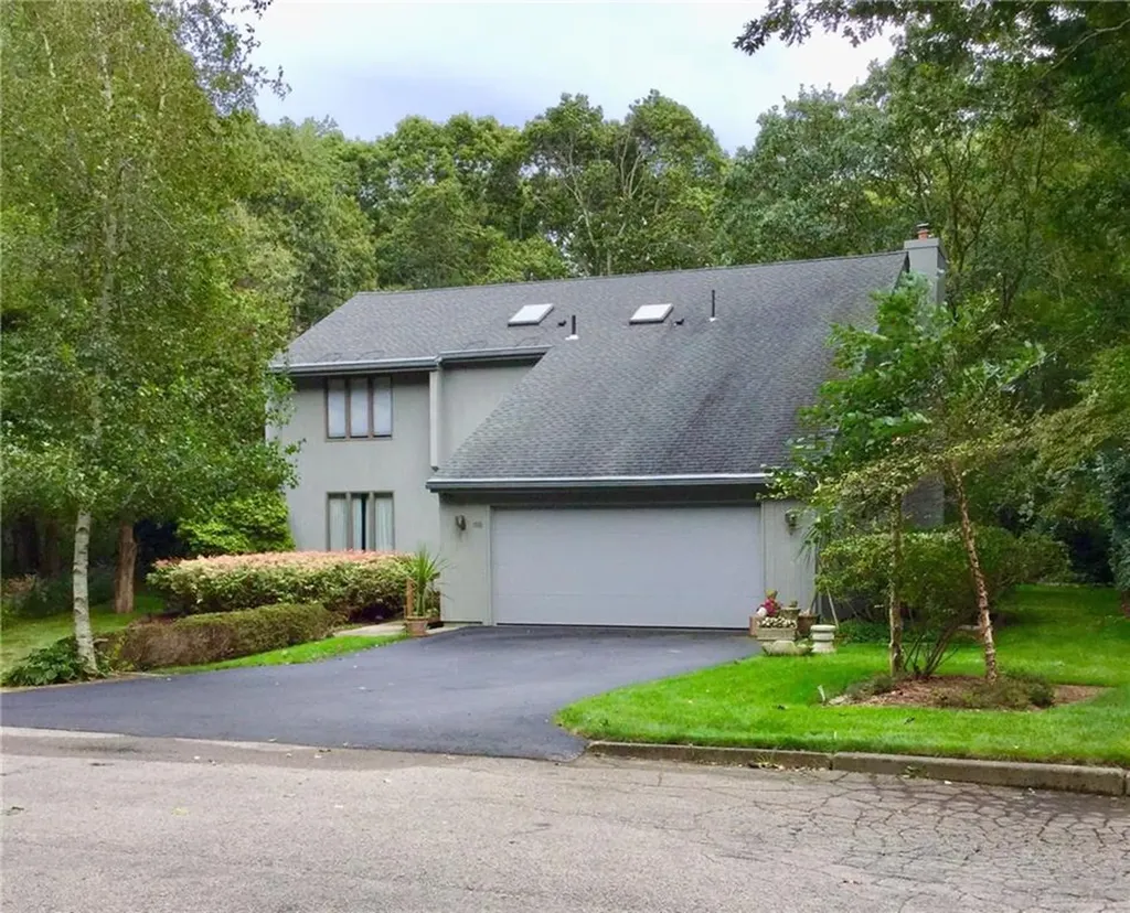 88 Seabreeze Drive North Kingstown RI 02852