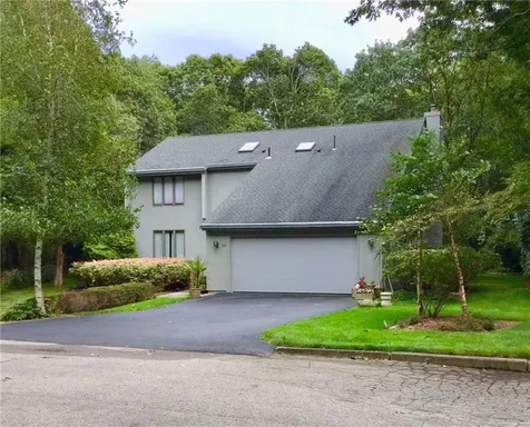 88 Seabreeze Drive North Kingstown RI 02852