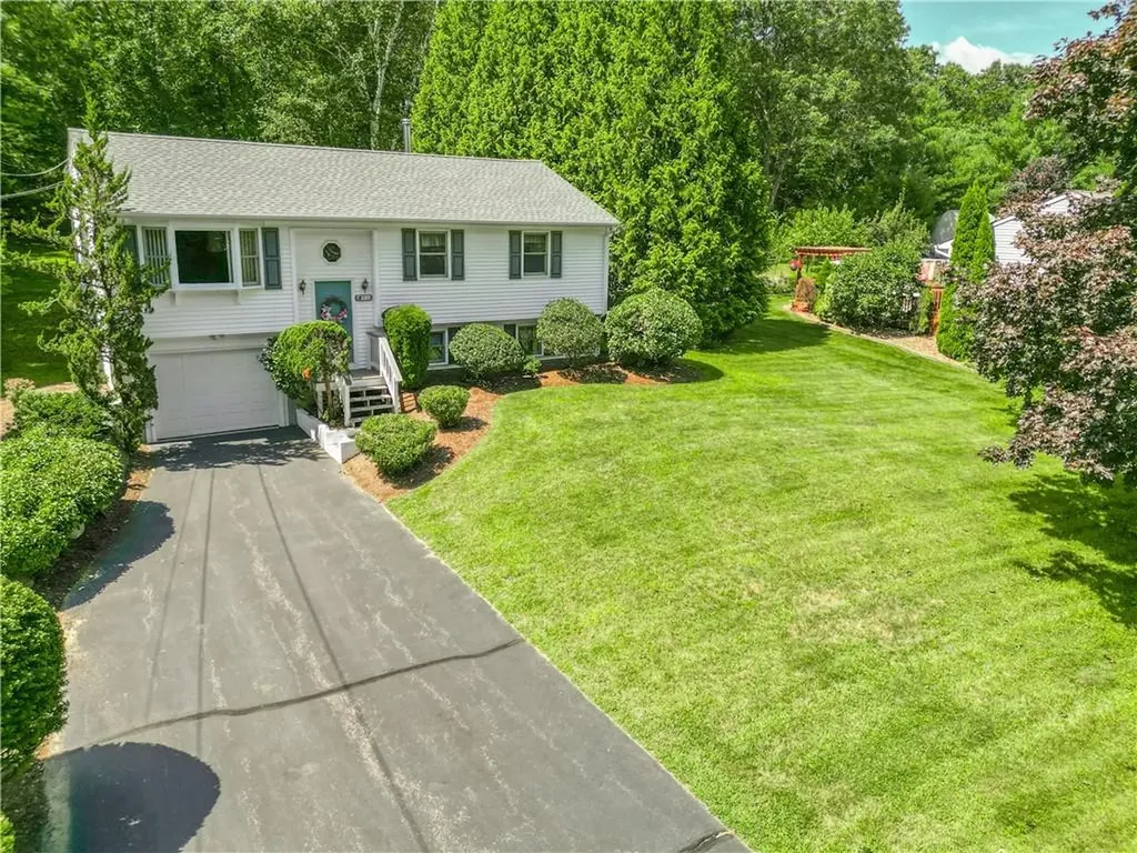96 Reservoir Road Coventry RI 02816