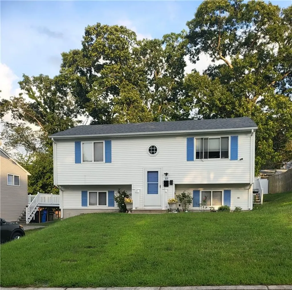 23 Aetna Street Cranston RI 02910
