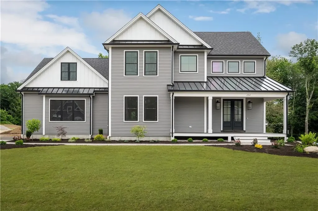 252 Angell Road Lincoln RI 02865