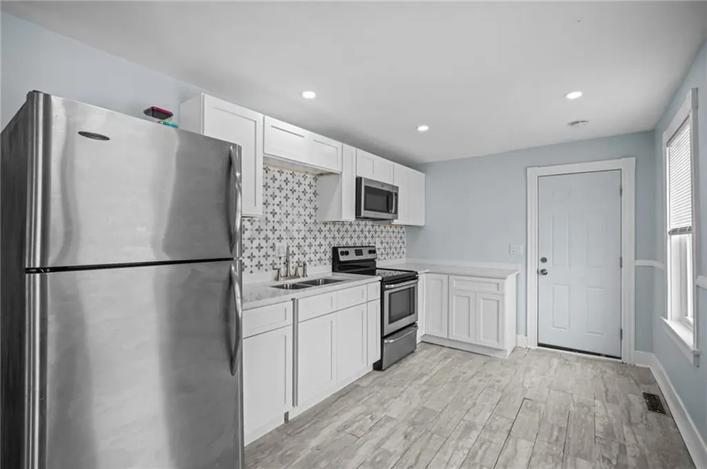 10 Howard Avenue Coventry RI 02816