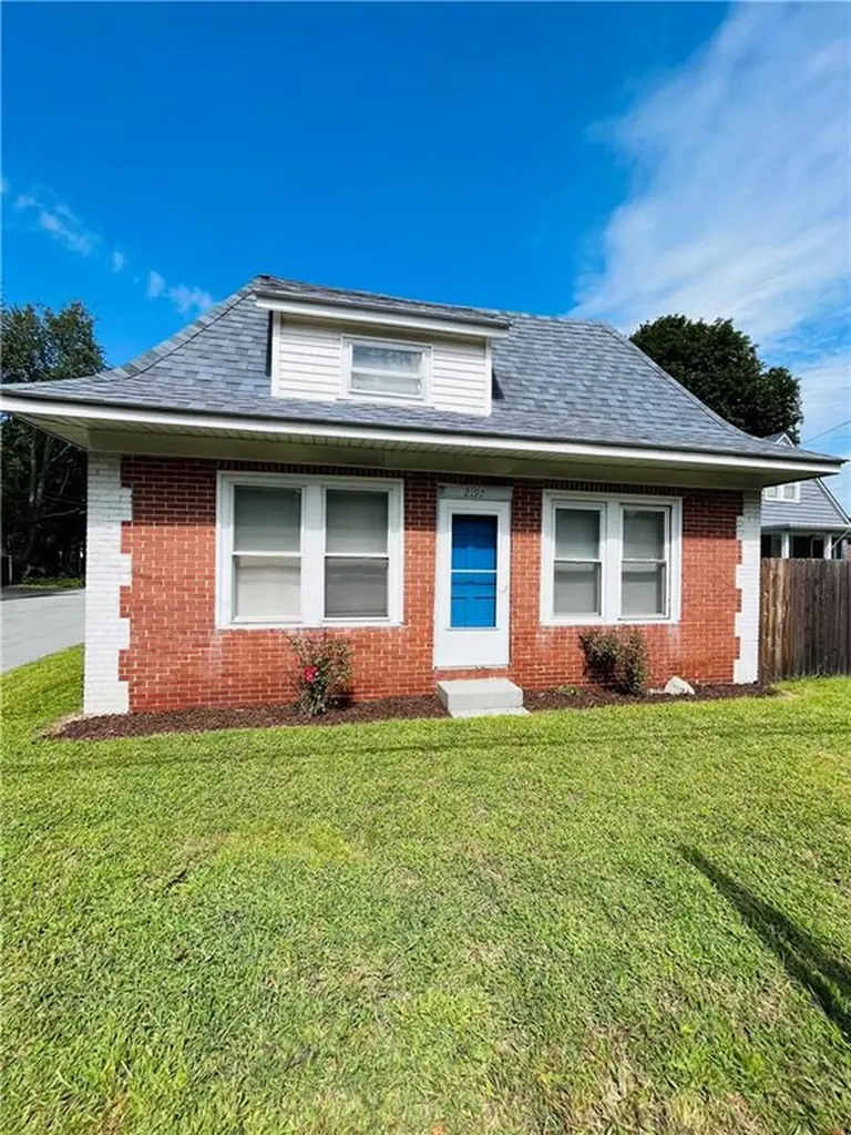 2197 West Shore Road Warwick RI 02889