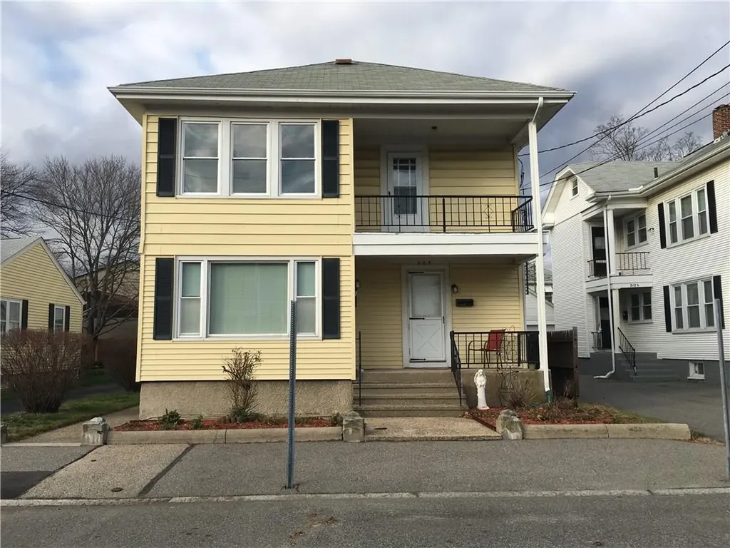 206 Norfolk Avenue Pawtucket RI 02861