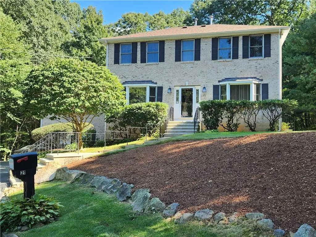 21 Pine Hill Drive Cranston RI 02921