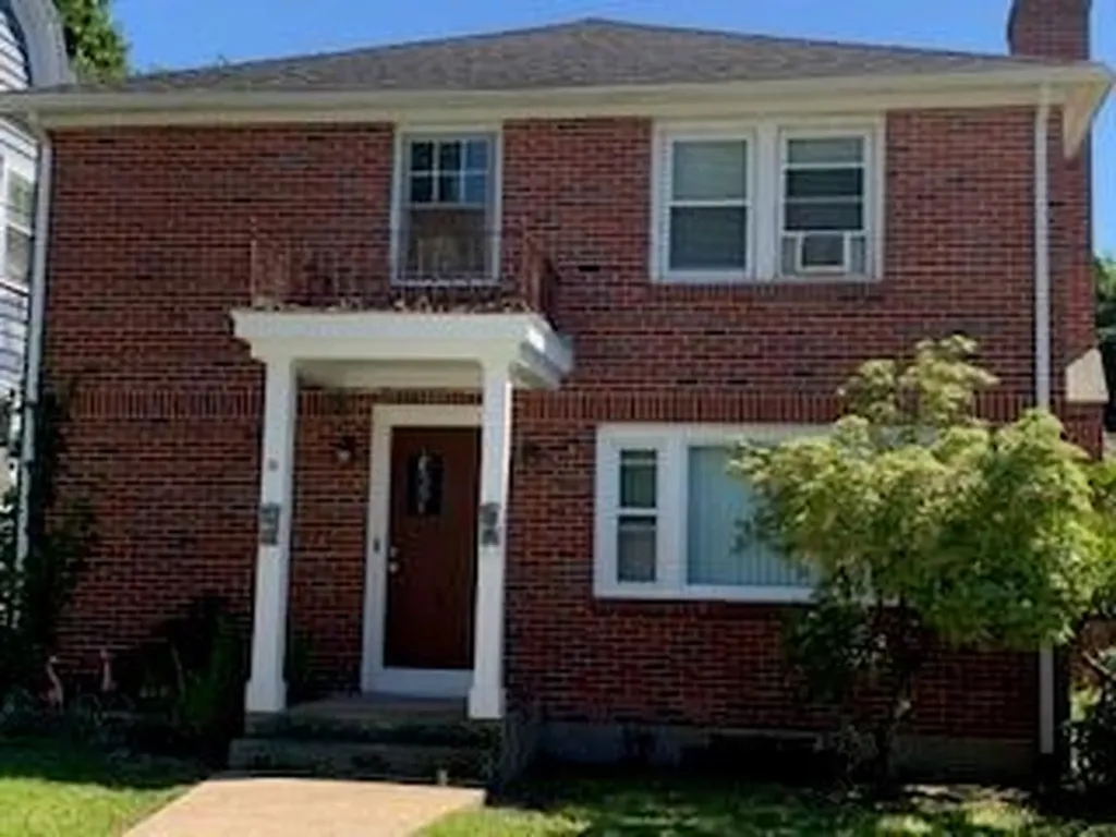 15 Lookout Avenue North Providence RI 02911