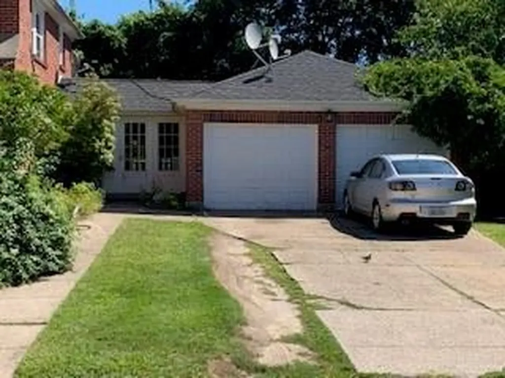 15 Lookout Avenue North Providence RI 02911