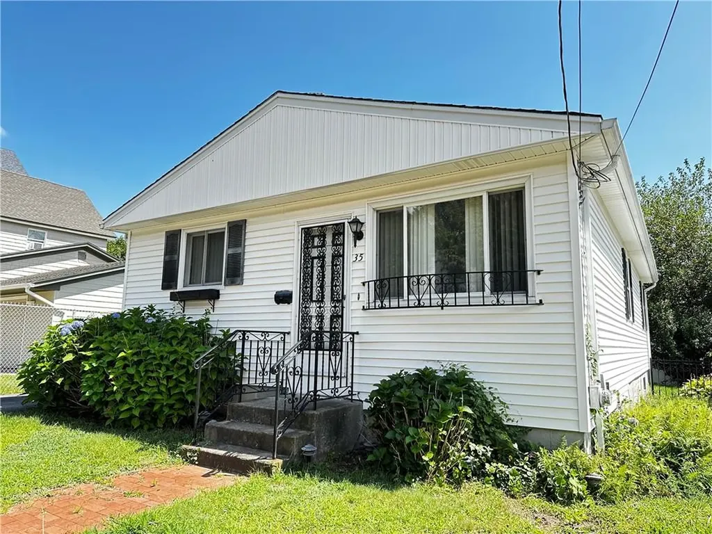 35 Job Street Providence RI 02904
