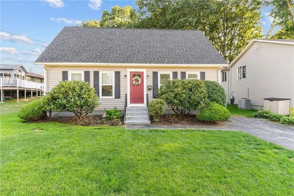 96 Midvale Avenue Cranston RI 02920