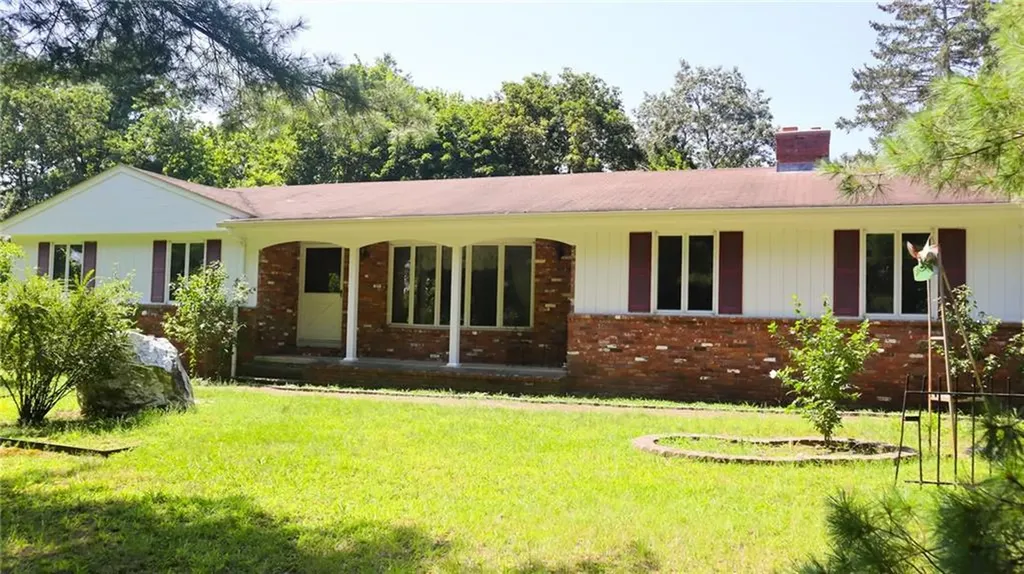 58 Cedar Swamp Road Smithfield RI 02917