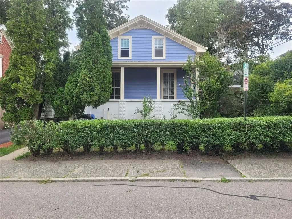 29 Bliss Road Newport RI 02840