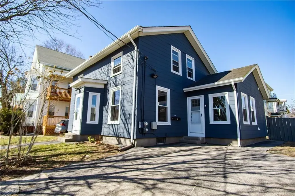 154 East Street Pawtucket RI 02860