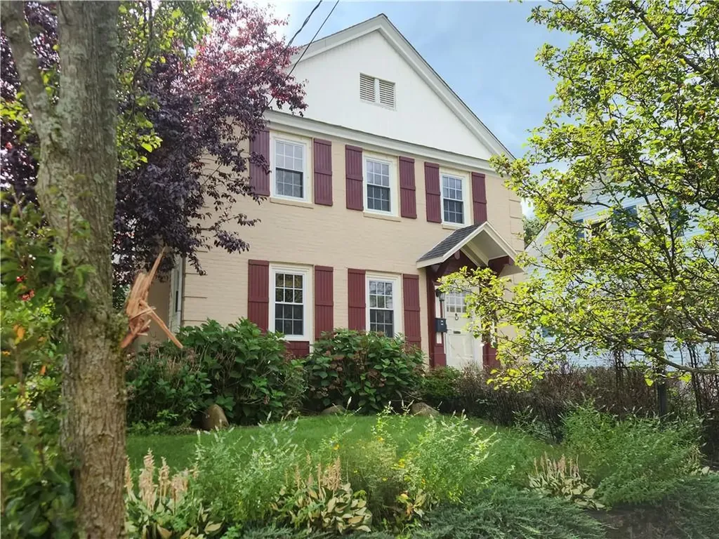 45 Marbury Avenue Pawtucket RI 02860