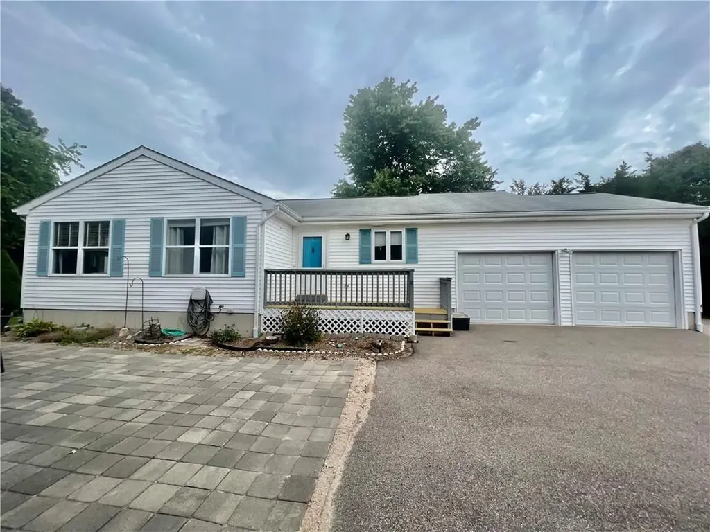 40 Charlene Avenue Westerly RI 02891