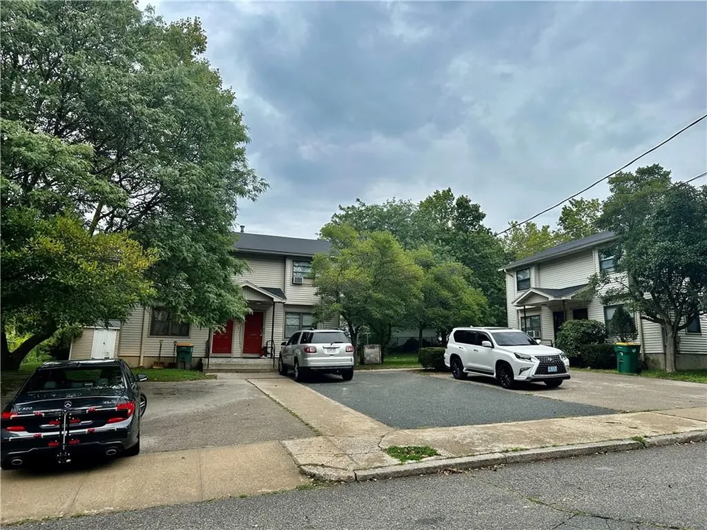 117 Hope Street Woonsocket RI 02895