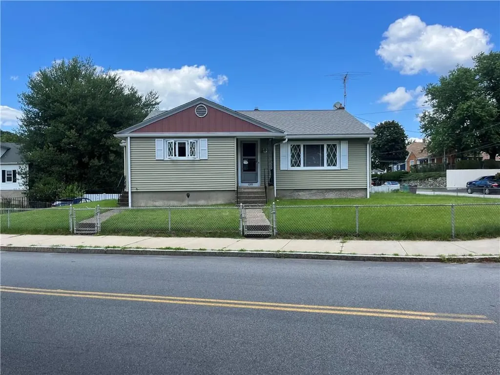 1088 Logee Street Woonsocket RI 02895
