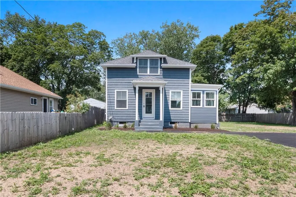 39 Fuller Street Warwick RI 02889