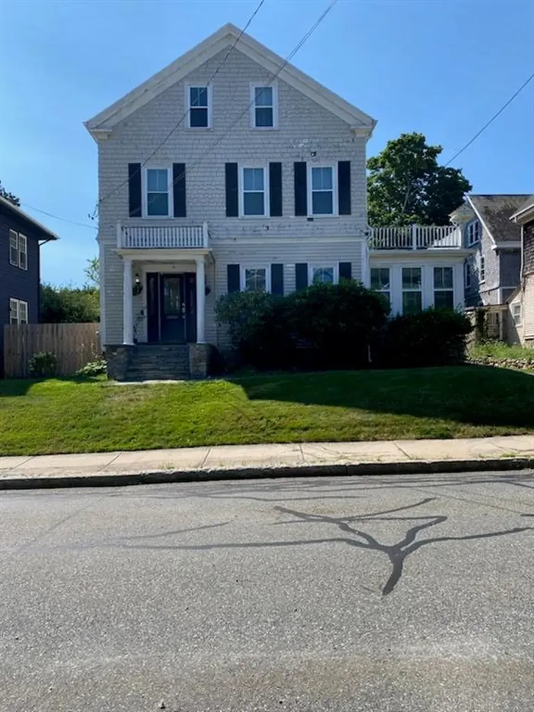 13 Bliss Road Newport RI 02840