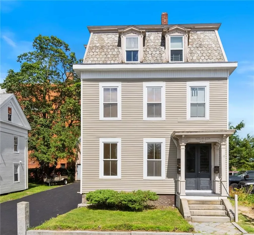 10 Sycamore Street Worcester MA 01608