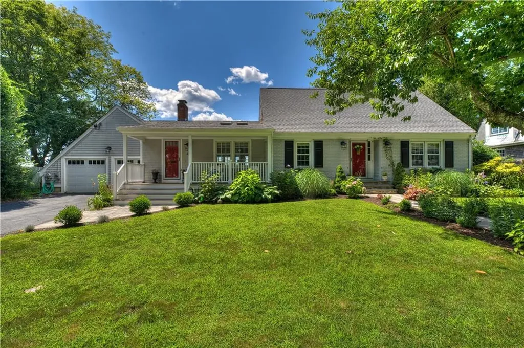 41 Meadowbrook Drive Barrington RI 02806