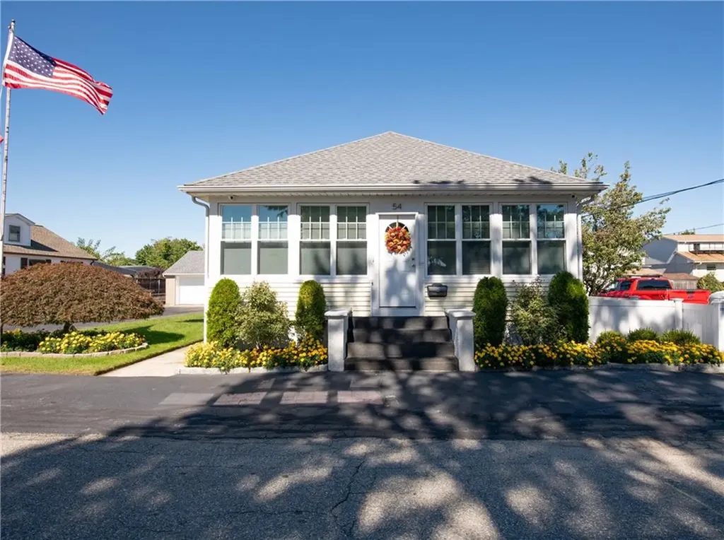 54 Charlotte Street North Providence RI 02904