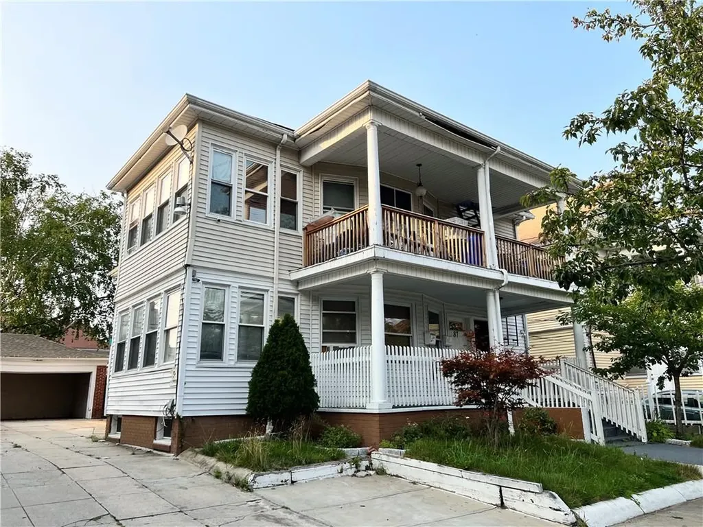85 Sackett Street Providence RI 02907