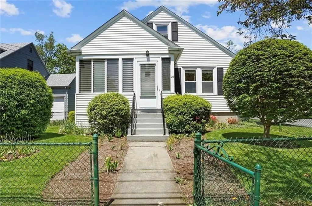 26 Vernon Avenue Newport RI 02840