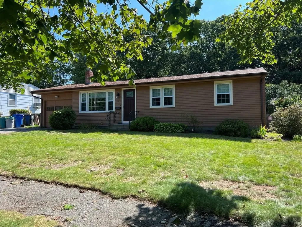 32 Ellison Street Cranston RI 02920