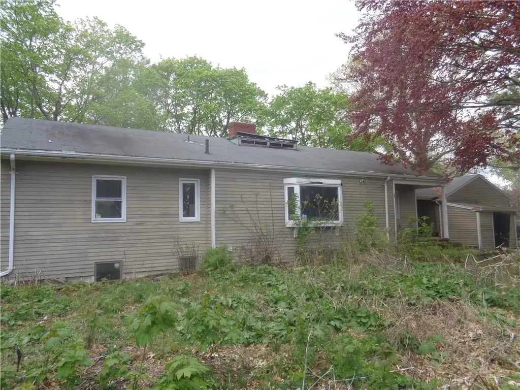 74 Balcom Avenue Warwick RI 02889