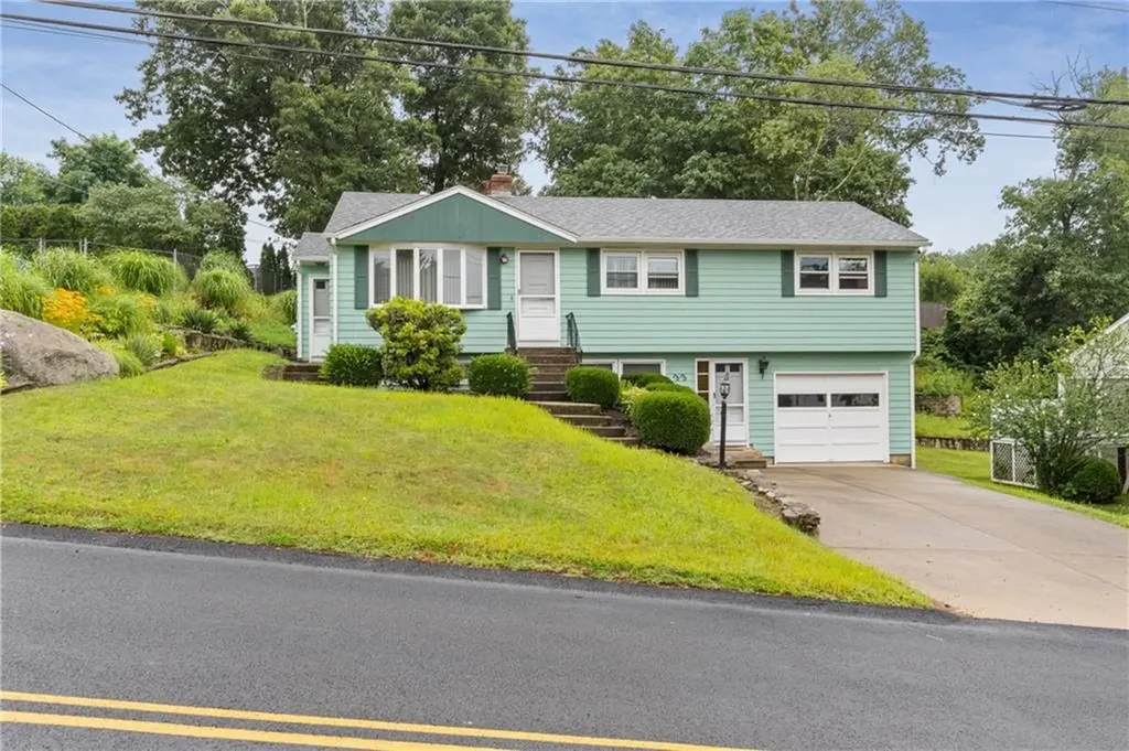 33 Grandview Drive West Warwick RI 02893