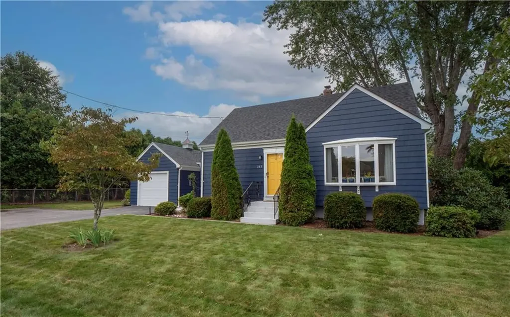 283 Forest Avenue Middletown RI 02842