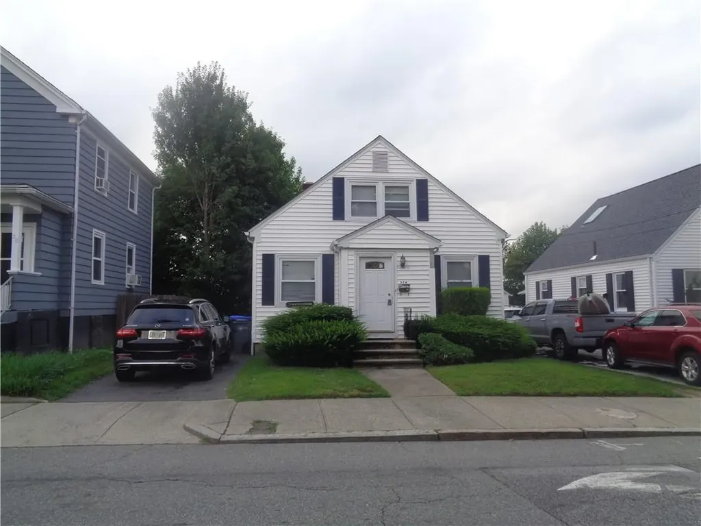 374 Sharon Street Providence RI 02908