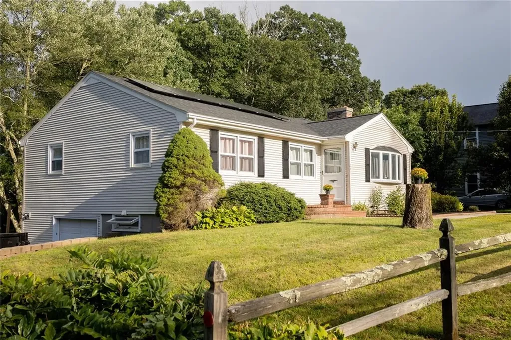 241 Curran Road Cumberland RI 02864