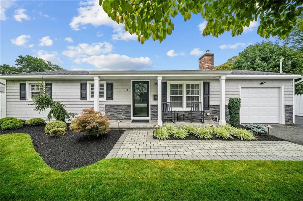 4 Claremont Street Lincoln RI 02865