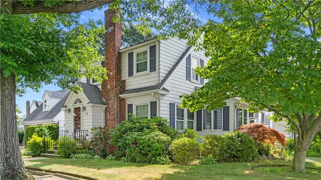 118 Crothers Avenue Cranston RI 02910