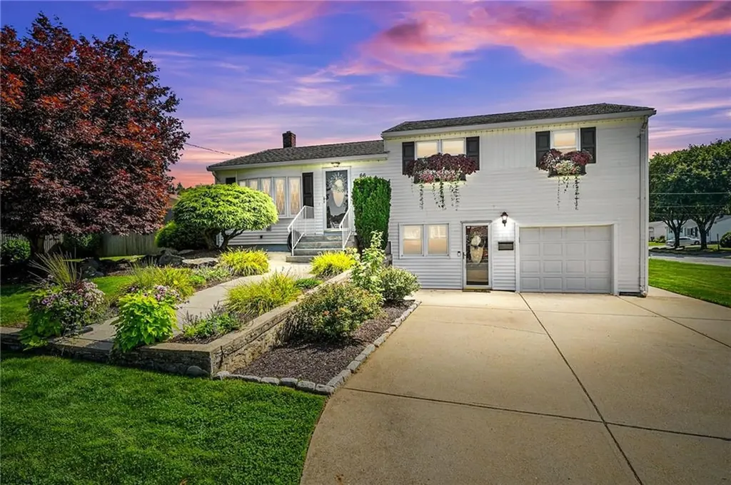 66 Stony Brook Drive Cranston RI 02920