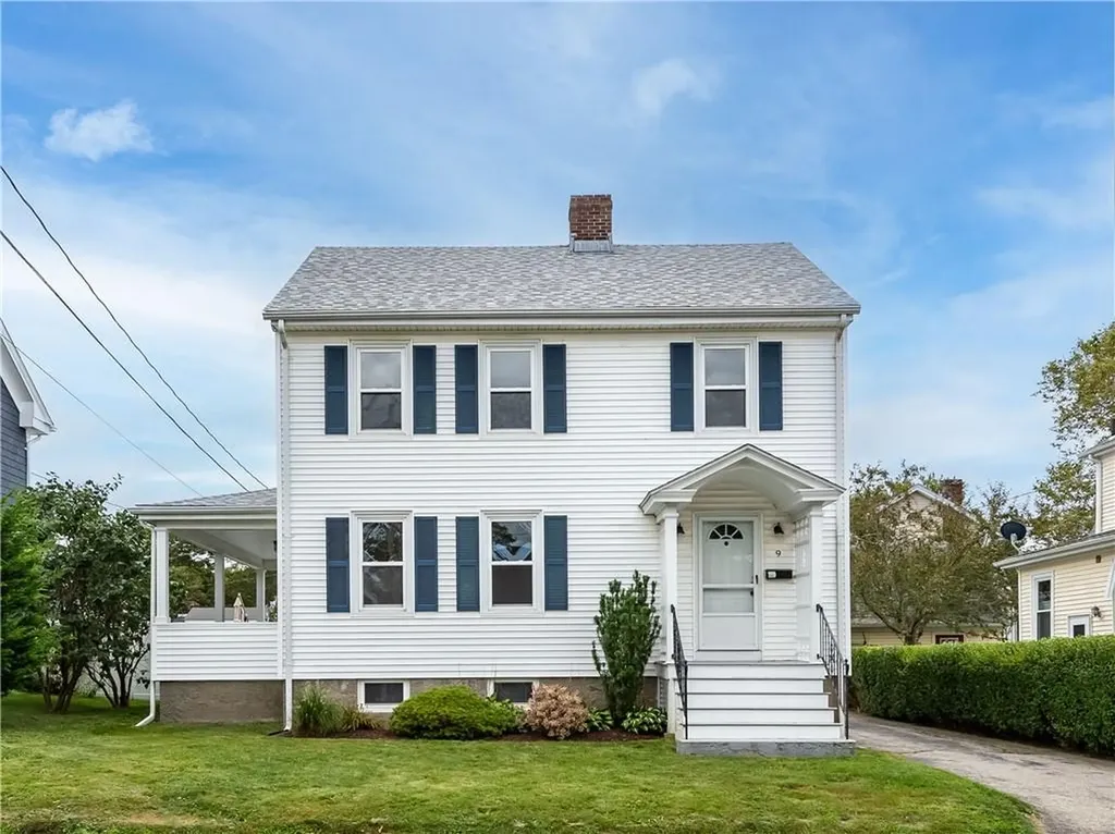 9 Sagamore Street Newport RI 02840
