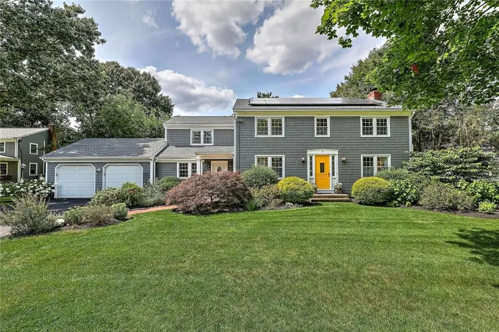 3 Ida Court Barrington RI 02806