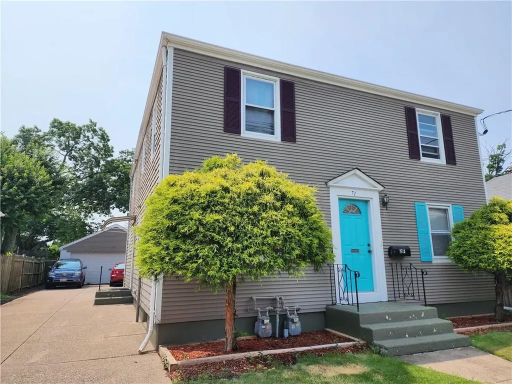 71 Bucklin Street Pawtucket RI 02861